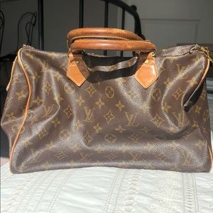 Louis Vuitton purse
